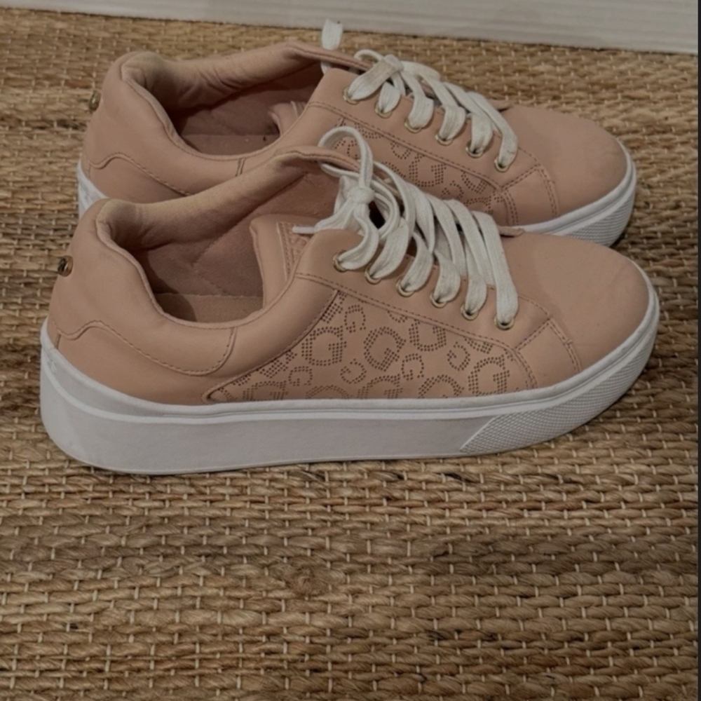Guess Giaa Womens G Print Cube Logo Sneaker In Pink Size 8.5